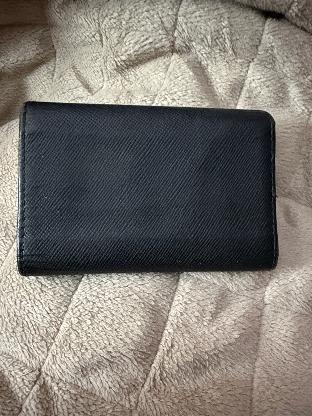 Prada Black Saffiano Leather Card & Key Holder with Metal Triangle Logo - Picture 2 of 11